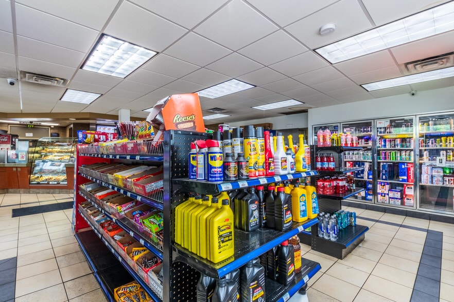 More Photos Of 459 Division St, North Tonawanda Convenience Store For Sale