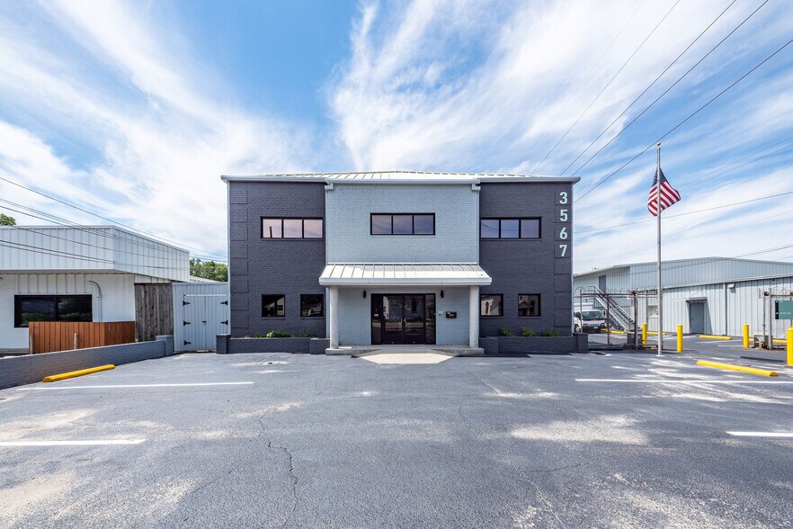 More Photos Of 3567 Meeting Street Rd, North Charleston Unknown For Lease