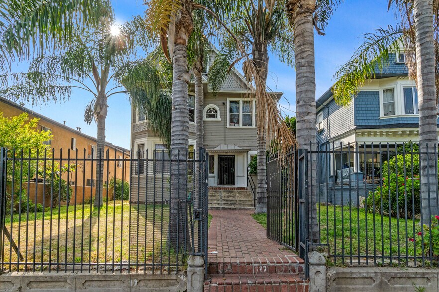 More Photos Of 819 Beacon Ave, Los Angeles Apartments For Sale