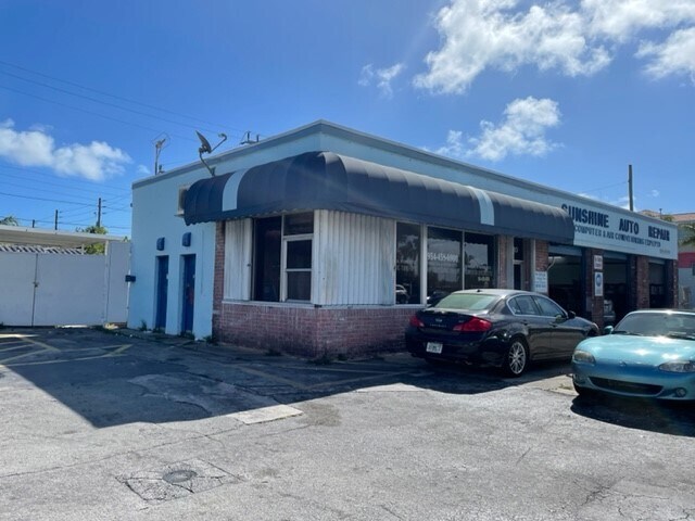 More Photos Of 1010 N Federal Hwy, Hallandale Beach Service For Sale