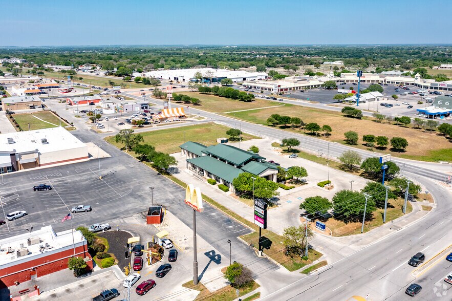 1414 E Court St Seguin TX 78155 Office For Lease Cityfeet com 1414 E Court St Seguin TX 78155 Office For Lease Cityfeet com
