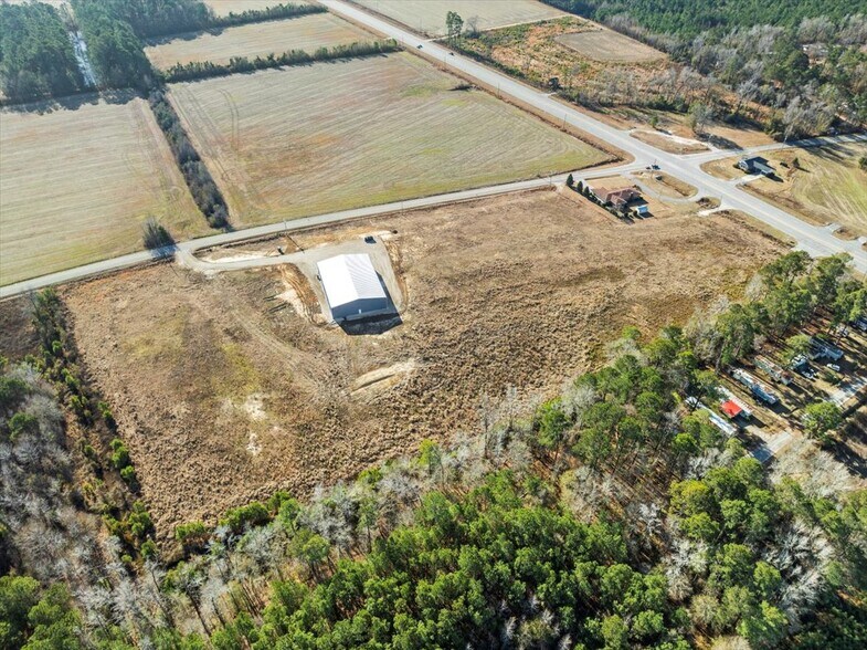 More Photos Of 3345 Willow Creek Rd, Florence Flex For Lease