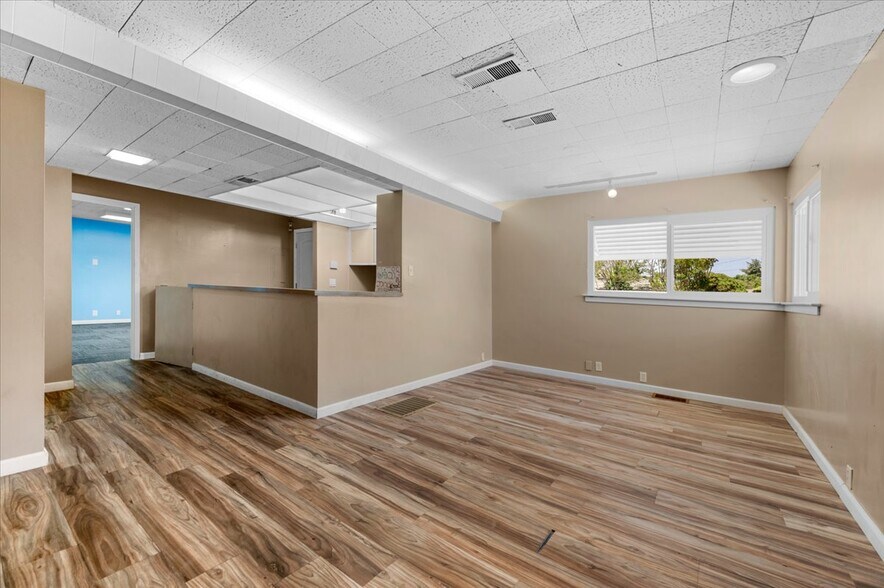 More Photos Of 2611 N Fresno St, Fresno Medical For Sale
