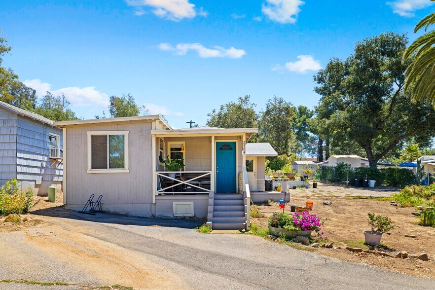 More Photos Of 2562 Alpine Blvd, Alpine Storefront Retail Residential For Sale
