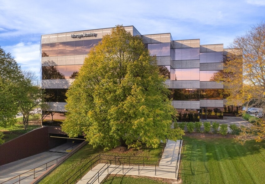 Primary Photo Of 111 Pfingsten Rd, Deerfield Office For Lease