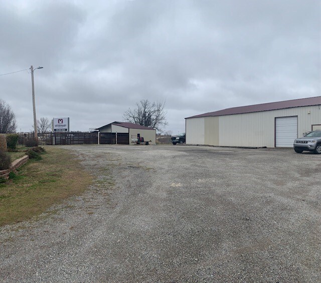 More Photos Of 36161 W Highway 51, Mannford Service For Sale