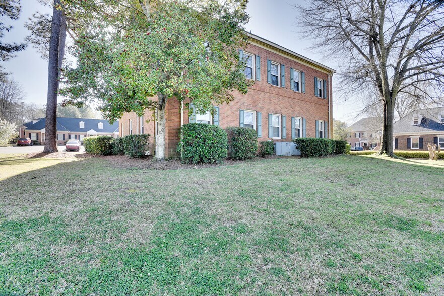 More Photos Of 2601 Commons Blvd, Augusta Office For Lease