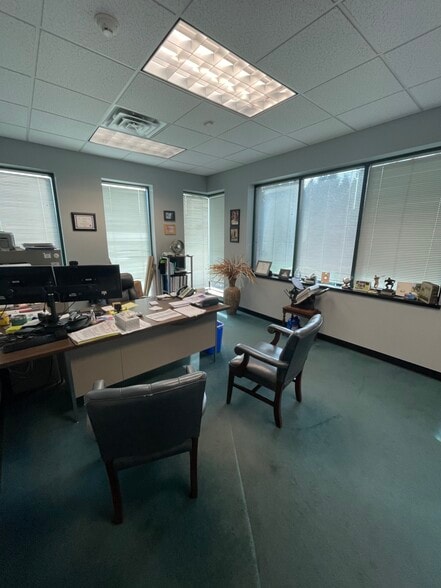More Photos Of 5568 Davison Rd, Lockport Manufacturing For Lease