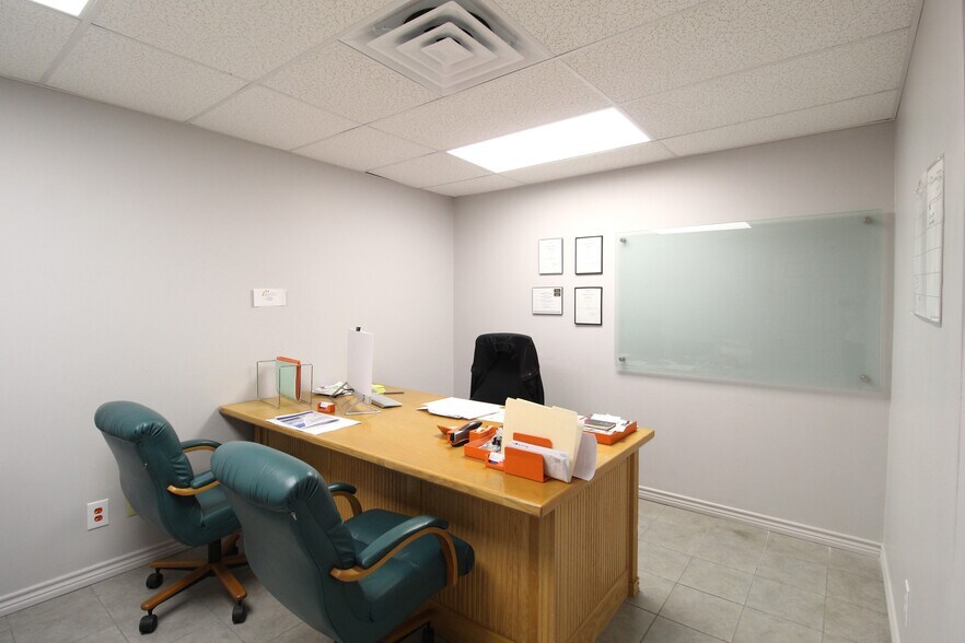 More Photos Of 3701 Mccoll St, McAllen Showroom For Sale