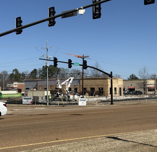 More Photos Of 2520 Lakeland Dr, Flowood Fast Food For Sale