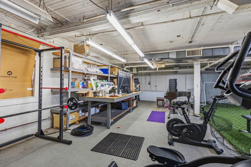 More Photos Of 36 Carpenter Street St, Keene Office For Sale