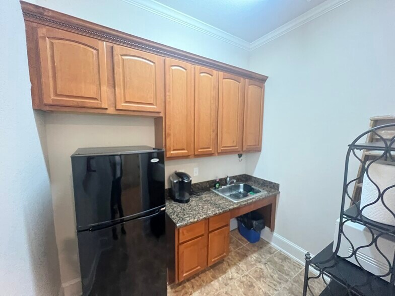 More Photos Of 5509 Louetta Rd, Spring Office For Sale