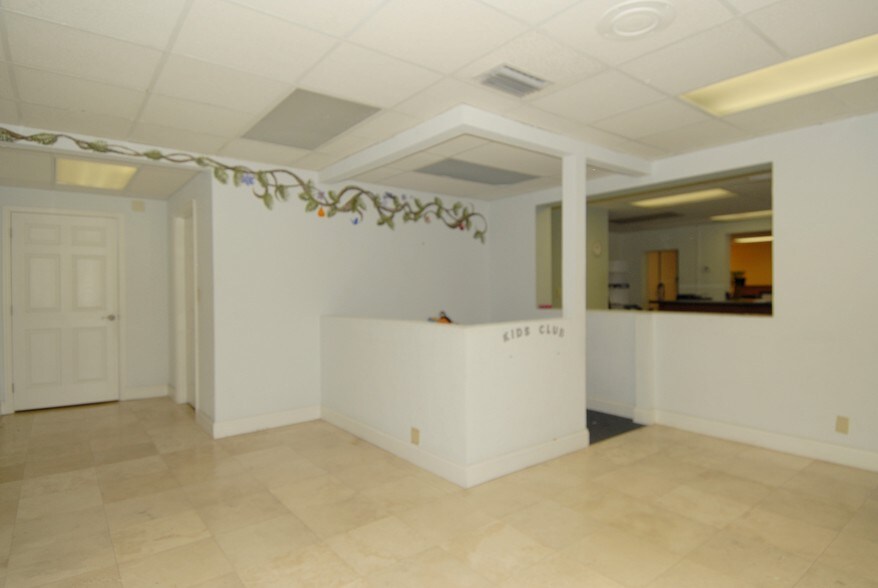More Photos Of 1730 E Commercial Blvd, Fort Lauderdale Medical For Sale