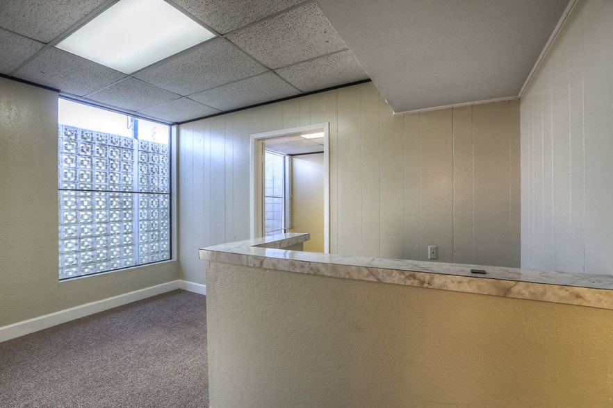 More Photos Of 6907 Almeda Rd, Houston Office For Sale