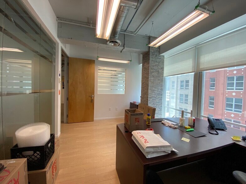 More Photos Of 14 NE 1st Ave, Miami Office For Sale