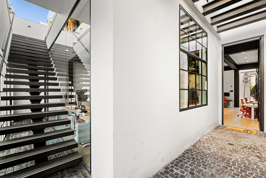 More Photos Of 1346 Abbot Kinney Blvd, Venice Office For Sale