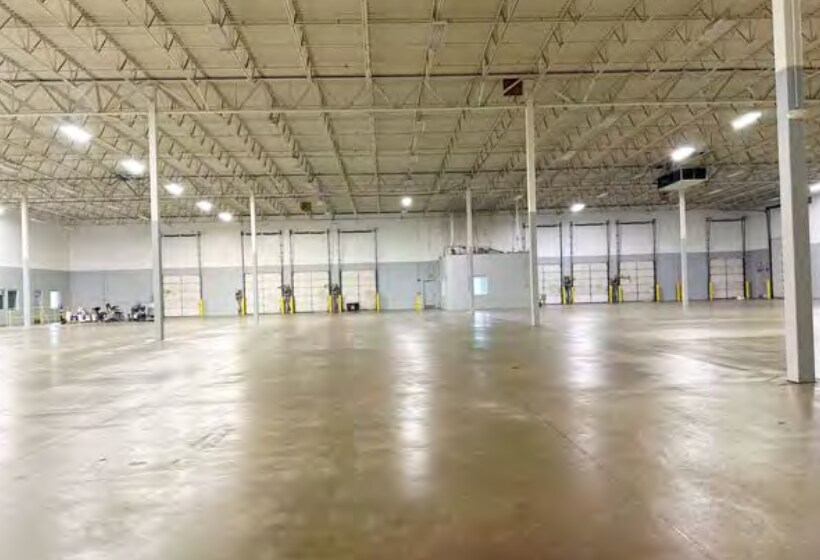 More Photos Of 575 Quality Blvd, Fairfield Manufacturing For Lease