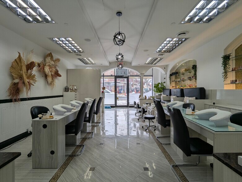 More Photos Of 409 Keele St, Toronto Storefront For Lease