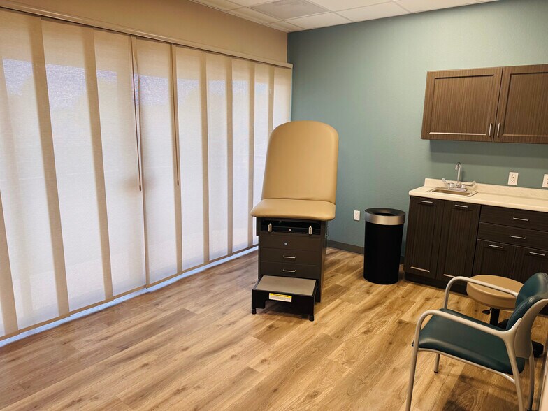 More Photos Of 977-983 San Pablo Ave, Albany Storefront Retail Office For Lease