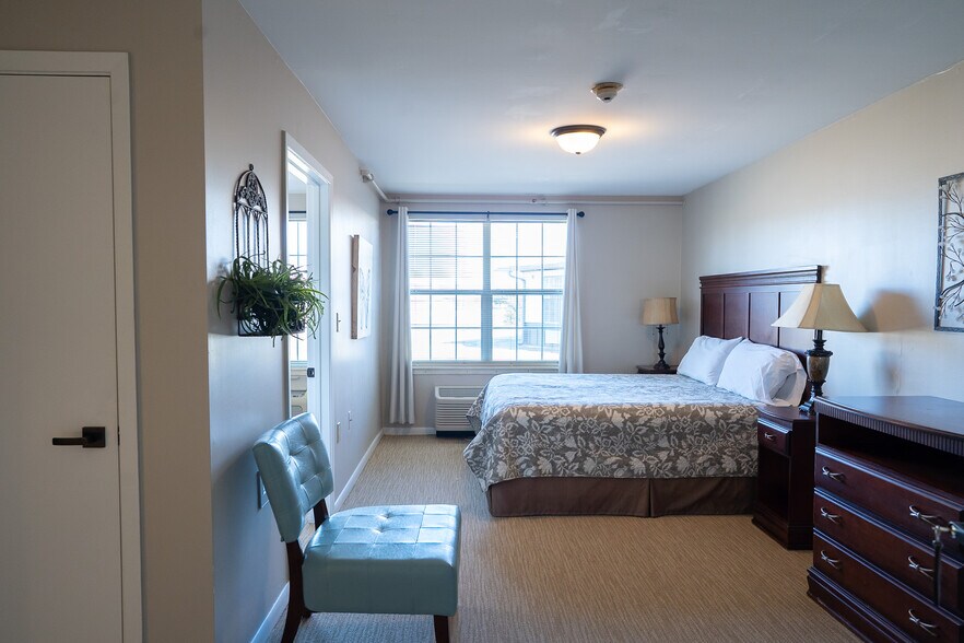 More Photos Of 10310 Bailey Cove Rd SE, Huntsville Assisted Living For Sale