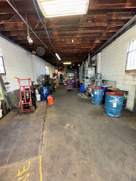 More Photos Of 135 Dixon Ave, Amityville Service For Lease