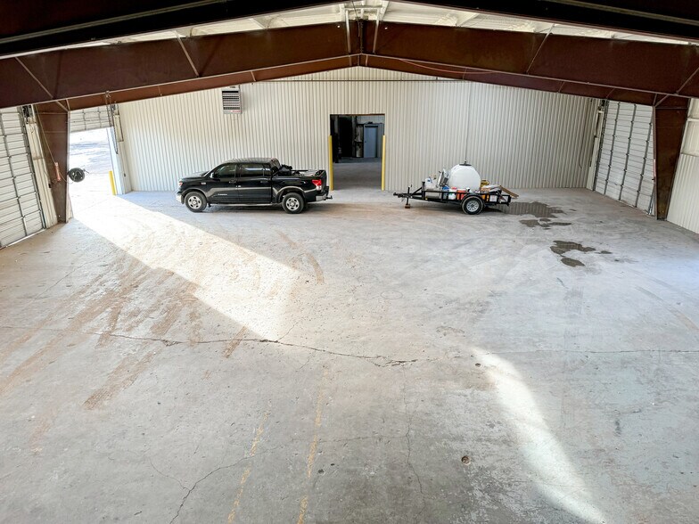 More Photos Of 2585 W Interstate 20, Odessa Manufacturing For Lease