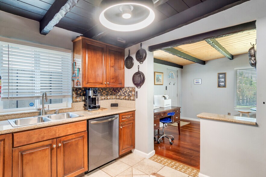 More Photos Of 916 Imperial Beach Blvd, Imperial Beach Apartments For Sale