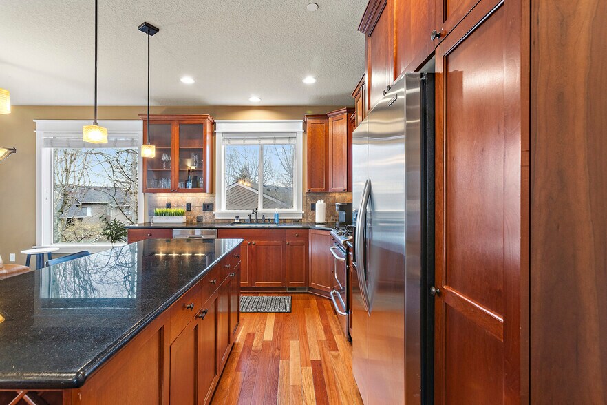 More Photos Of 9414 SE Causey Ave, Happy Valley Apartments For Sale