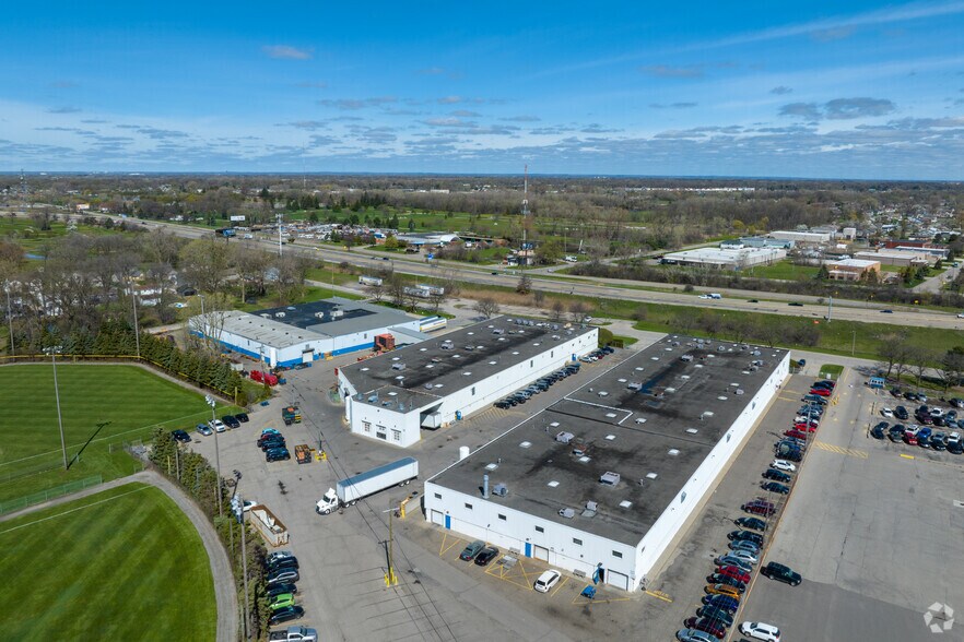 More Photos Of 33140 Fisher Dr, Saint Clair Shores Warehouse For Lease