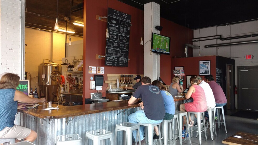 More Photos Of brewers alley in the crossroads, Kansas City Restaurant For Lease