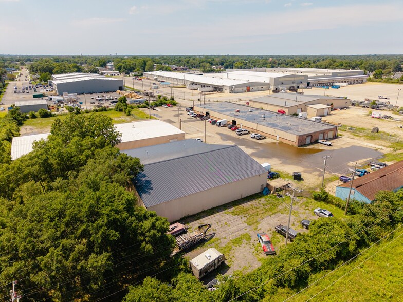 More Photos Of 434 S Byrkit Ave, Mishawaka Warehouse For Sale