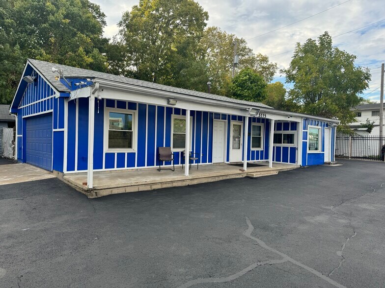 Primary Photo Of 5115 N Dixie Dr, Dayton Auto Dealership For Lease
