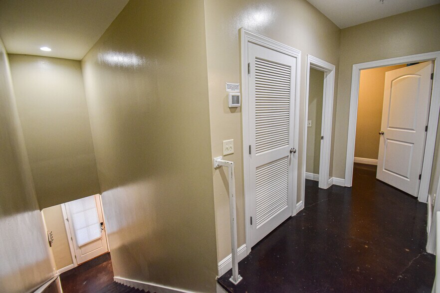 More Photos Of , Tuscaloosa Unknown For Sale