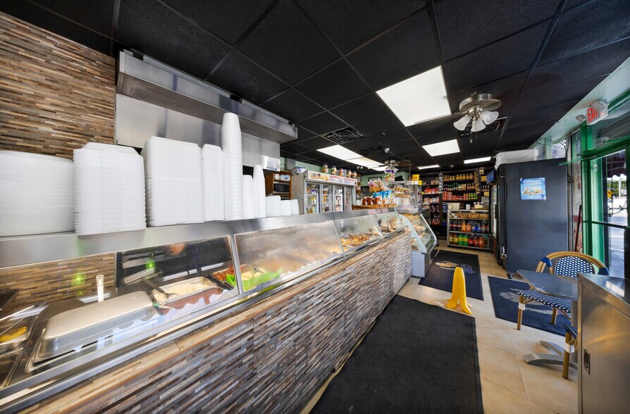 More Photos Of 1164 W Flagler St, Miami Unknown For Lease