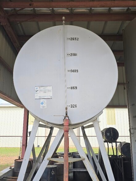 More Photos Of 1431 MS-69 S, Columbus Industrial For Lease