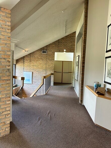 More Photos Of 5771 Mayfair Rd, North Canton Office Residential For Lease