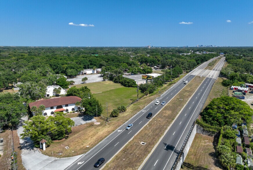 More Photos Of 7725 N Orange Blossom Trl, Orlando Warehouse For Sale