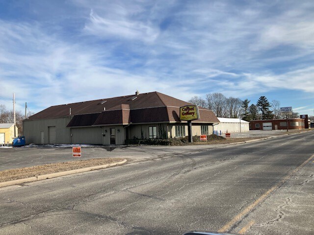 More Photos Of 1505 Elkhart Rd, Goshen Freestanding For Sale