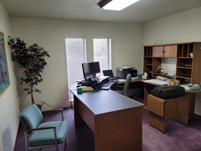 More Photos Of 131 W 1st St, Mesa Office For Sale