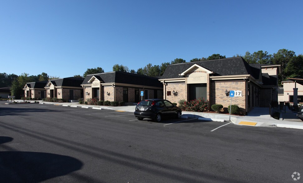 More Photos Of 217 Arrowhead Blvd, Jonesboro Office For Lease