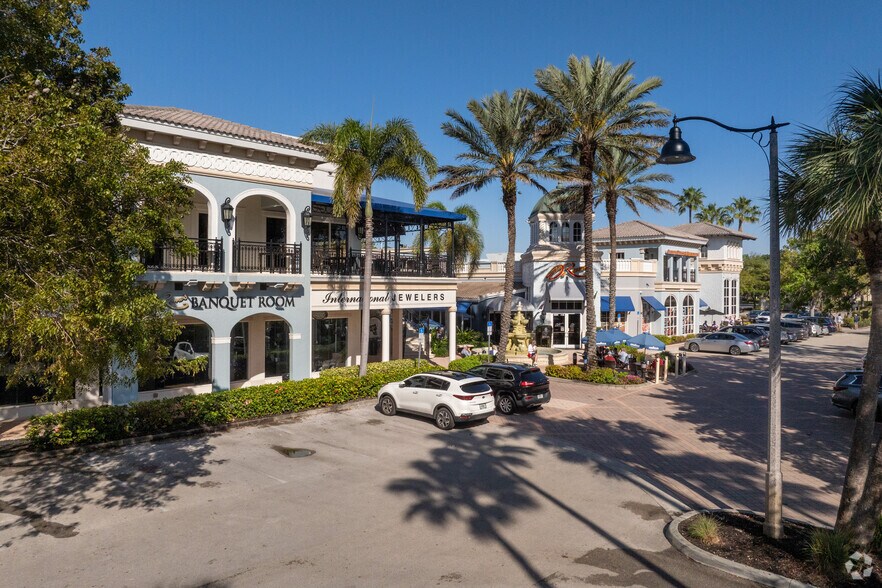 More Photos Of 26795-26851 S Bay Dr, Bonita Springs Storefront For Lease