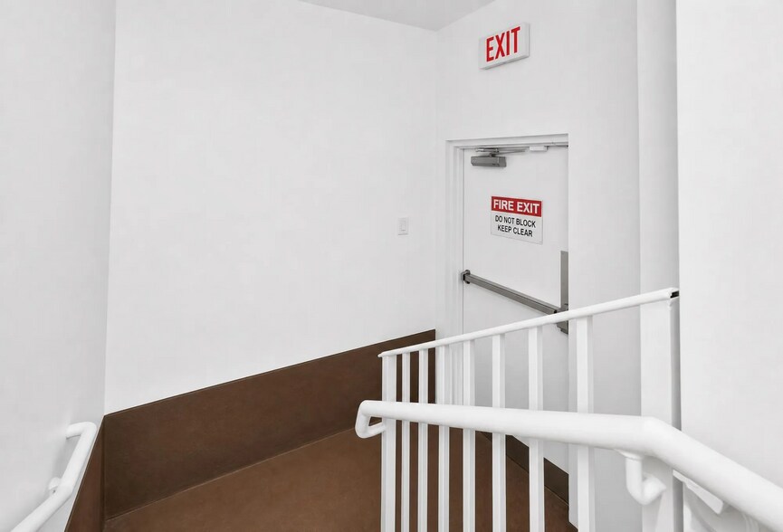 More Photos Of 3030-3050 NW 82nd Ave, Miami Showroom For Sale