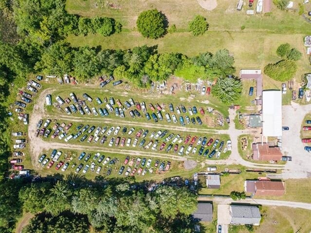 More Photos Of 3318 Old Kawkawlin Rd, Bay City Auto Repair For Sale