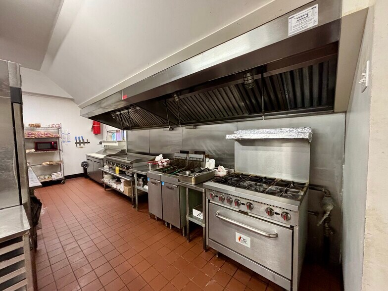 More Photos Of 180 Sacandaga Rd, Schenectady General Retail For Sale