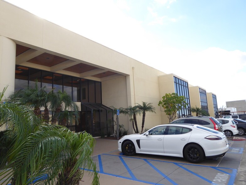 More Photos Of 9466 Black Mountain Rd, San Diego Office For Sale