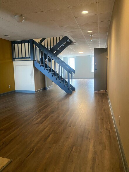 More Photos Of 1733-1735 Maryland Ave, Baltimore Bar For Lease