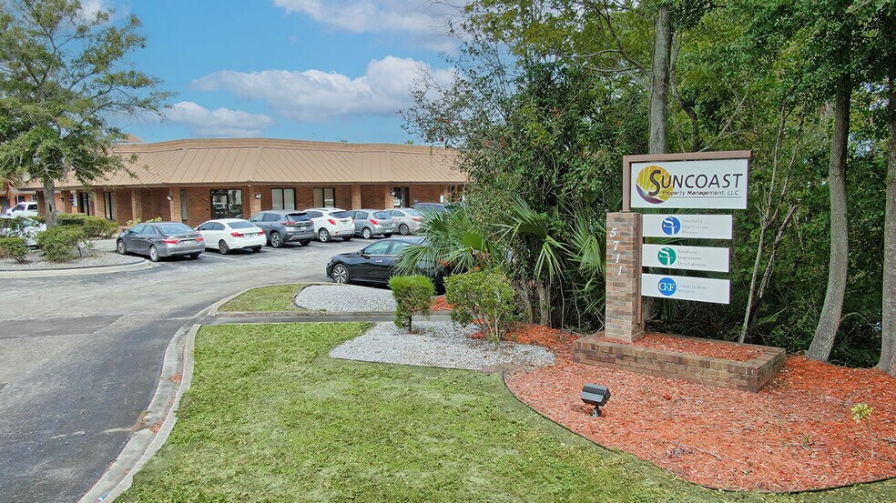 More Photos Of 5711 Richard St, Jacksonville Medical For Lease