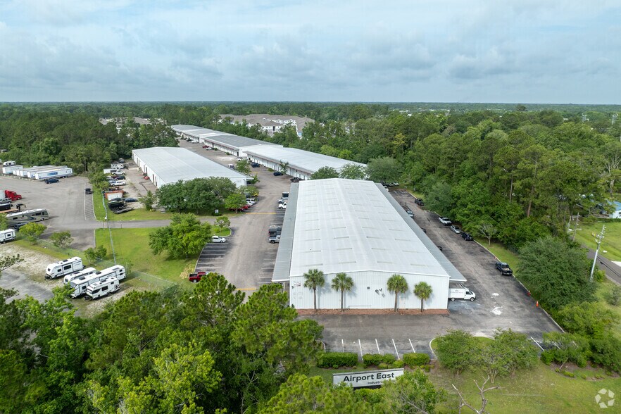 More Photos Of 14476 Duval Pl W, Jacksonville Unknown For Lease