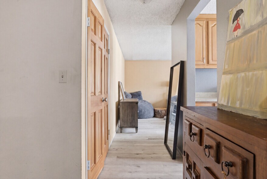 More Photos Of 5816 14th Ave NW, Seattle Apartments For Sale