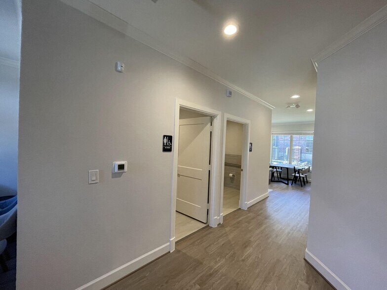 More Photos Of 8951 Collin McKinney Pky, McKinney Medical For Lease